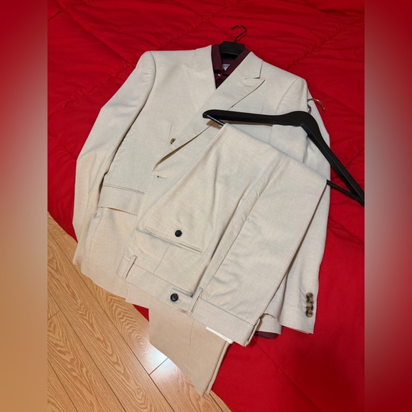 Men's Luxury Cream Suit